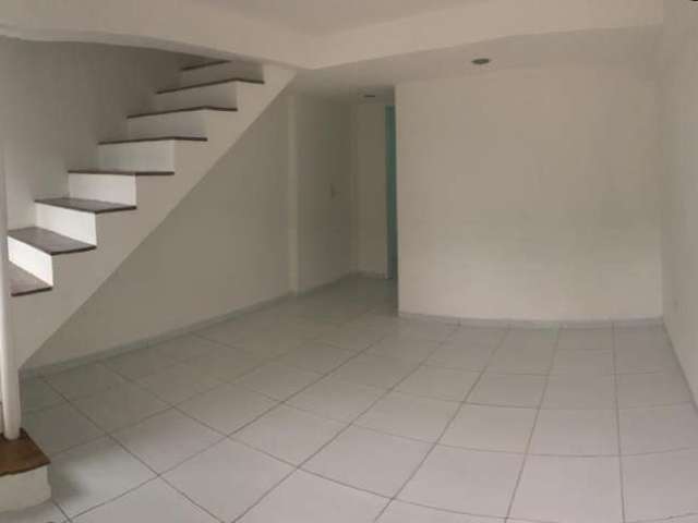 Excelente Casa 64m2, Duplex, 2 Quartos sendo SW, 1 Vaga, Piedade, Financio/Ac Carro