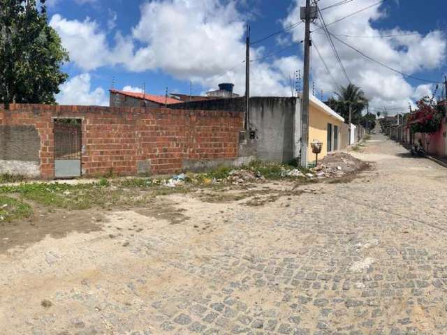 Ótima Casa 59m2, 2 Quartos, 5 Vagas, Completamente Solta em Igarassu, Financia