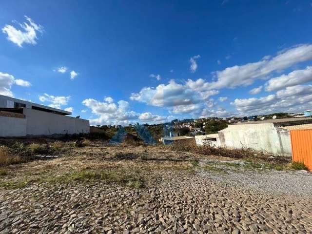 Terreno em condomínio fechado à venda na Rua Castanheira, SN, Jardinópolis, Divinópolis por R$ 59.000