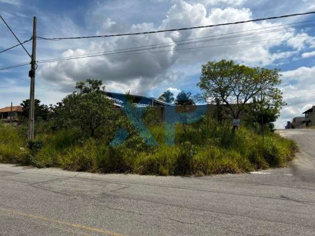 Lote de esquina no bairro residencial lagoa park em divinopolis-mg