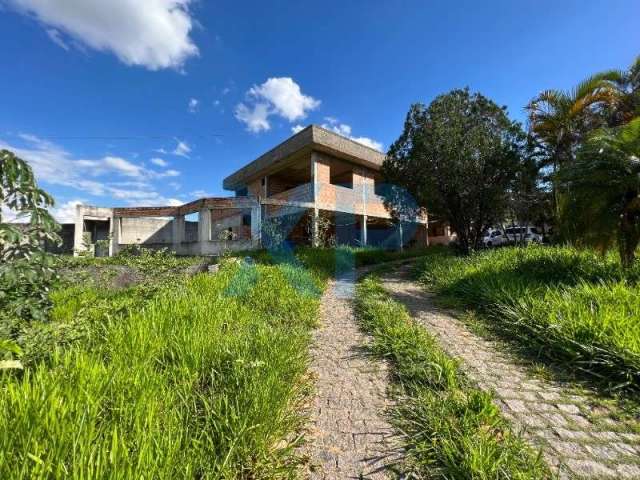 Casa em construção a venda no bairro esplanada em divinópolis-mg