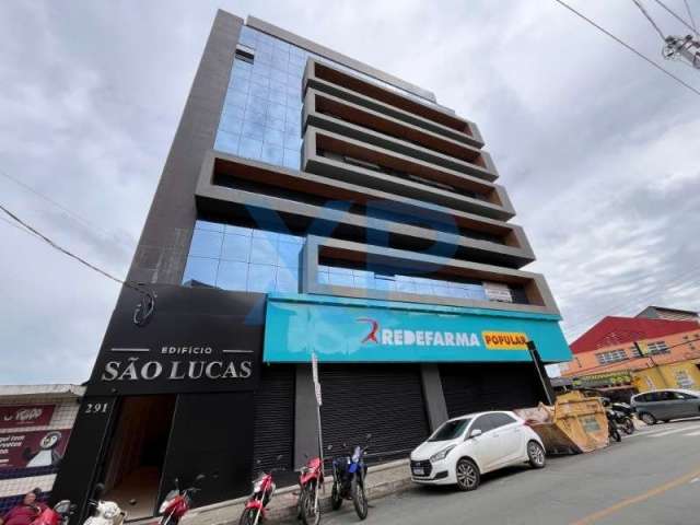 Imóvel Comercial de Alto Padrão em São João de Deus, Divinópolis-MG  Sala com 41,04m², 1 banheiro e acabamento impecável