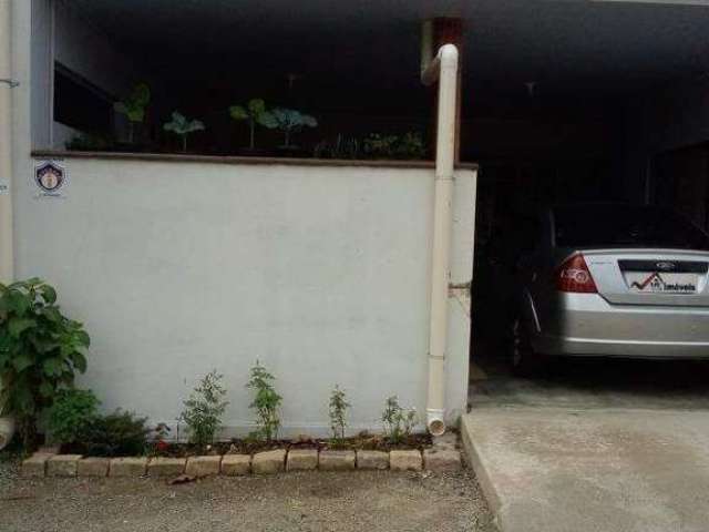 Casa á venda no bairro Paranaguamirim em Joinville - SC