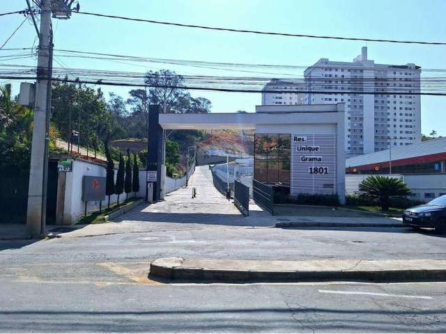 Apartamento com 2 quartos em condomínio fechado no Bairro Grama Juiz de Fora