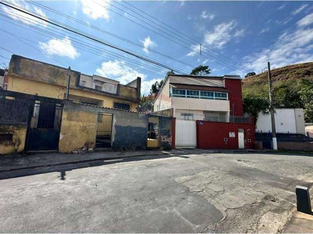 Casa e Terreno  excelente de 286 m² com vista panorâmica no bairro Santo Anjos