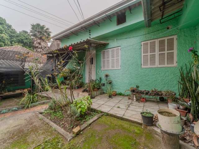 Casa com 3 quartos à venda na Rua Doutor Campos Velho, 1636, Cristal, Porto Alegre por R$ 950.000