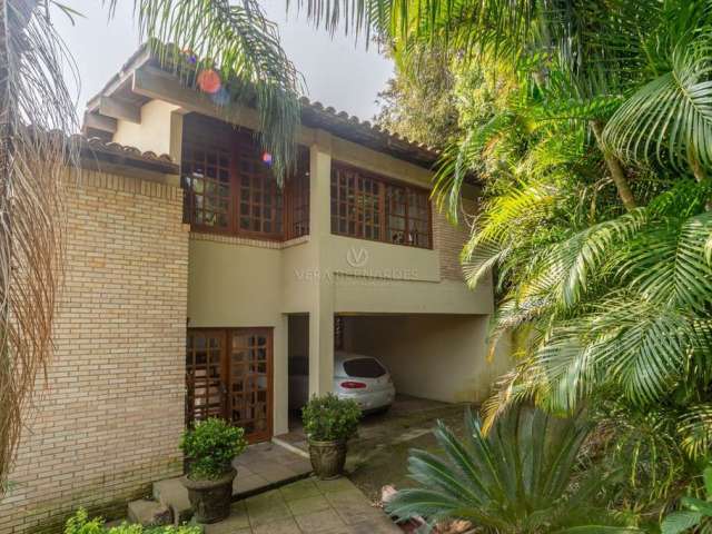 Casa com 3 quartos à venda na Rua Simão Bolívar, 373, Vila Conceição, Porto Alegre por R$ 850.000