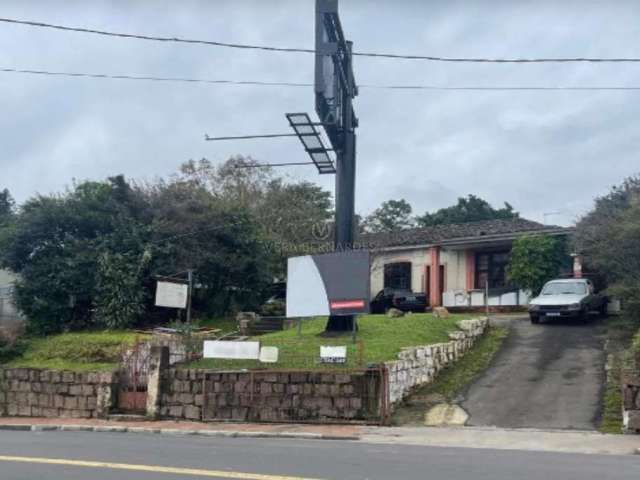 Terreno à venda na Avenida Wenceslau Escobar, 3226, Tristeza, Porto Alegre por R$ 899.000