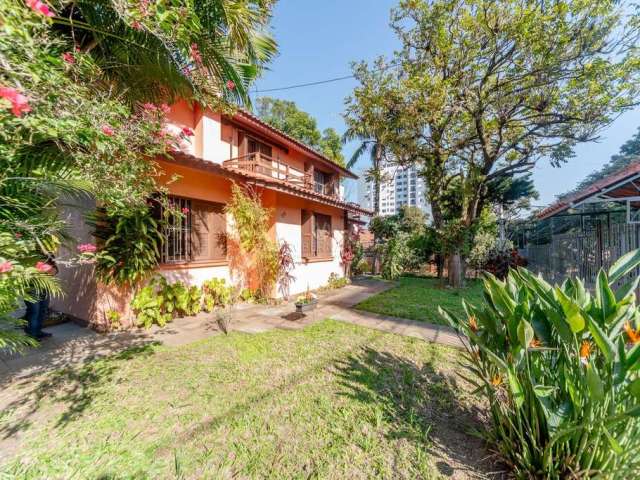 Casa com 4 quartos à venda na Rua Itapitocaí, 725, Cristal, Porto Alegre por R$ 1.590.000