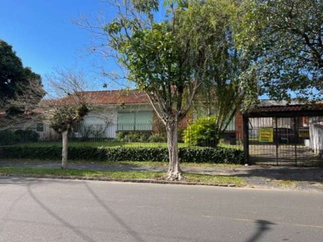 Casa com 3 quartos à venda na Rua Sargento Nicolau Dias de Farias, 426, Tristeza, Porto Alegre por R$ 1.590.000