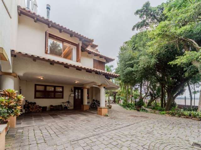 Casa em condomínio fechado com 3 quartos à venda na Avenida Otto Niemeyer, 33, Camaquã, Porto Alegre por R$ 3.750.000