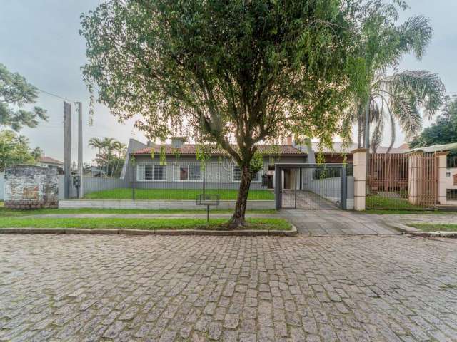 Casa com 3 quartos à venda na Rua Morano Calabro, 116, Jardim Isabel, Porto Alegre por R$ 1.500.000