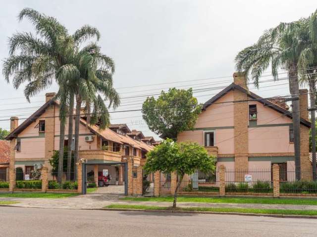 Casa em condomínio fechado com 3 quartos à venda na Rua Sargento Nicolau Dias de Farias, 175, Tristeza, Porto Alegre por R$ 1.185.000