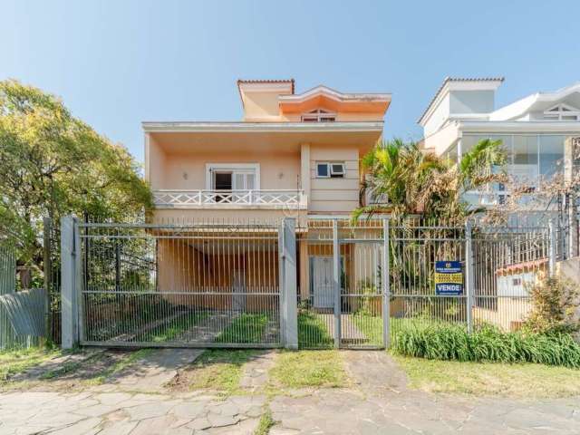 Casa com 3 quartos à venda na Rua Rincão, 130, Ipanema, Porto Alegre por R$ 695.000