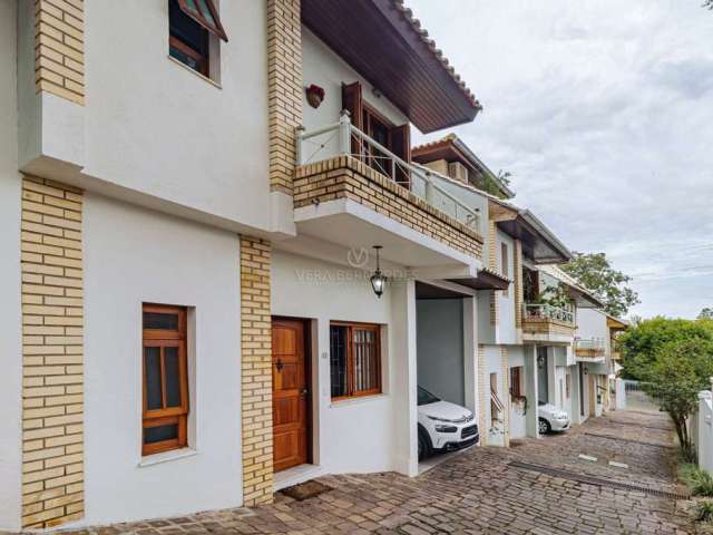 Casa em condomínio fechado com 3 quartos à venda na Rua João Mendes Ouriques, 594, Jardim Isabel, Porto Alegre por R$ 810.000