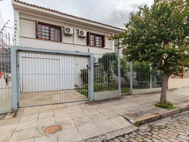 Casa com 4 quartos à venda na Rua Professor Demophilo Xavier, 93, Glória, Porto Alegre por R$ 960.000