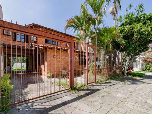 Casa com 3 quartos à venda na Rua Adão Pinheiro da Silva, 235, Ipanema, Porto Alegre por R$ 799.000