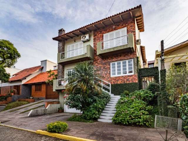 Casa em condomínio fechado com 4 quartos à venda na Rua Professor Antônio José Remião, 15, Espírito Santo, Porto Alegre por R$ 890.000