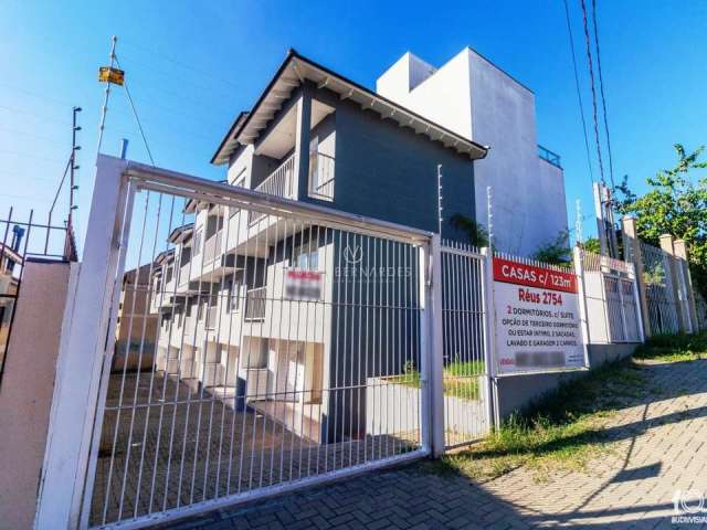 Casa em condomínio fechado com 2 quartos à venda na Rua Padre João Batista Reus, 2754, Camaquã, Porto Alegre por R$ 460.000