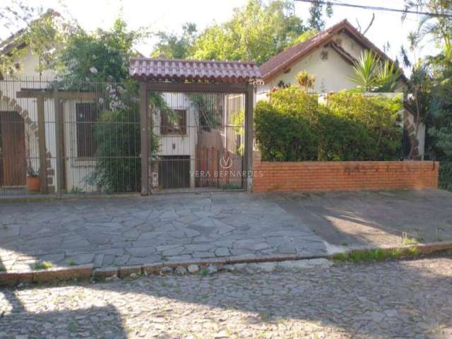 Terreno à venda na Rua Curupaiti, 1349, Cristal, Porto Alegre por R$ 450.000