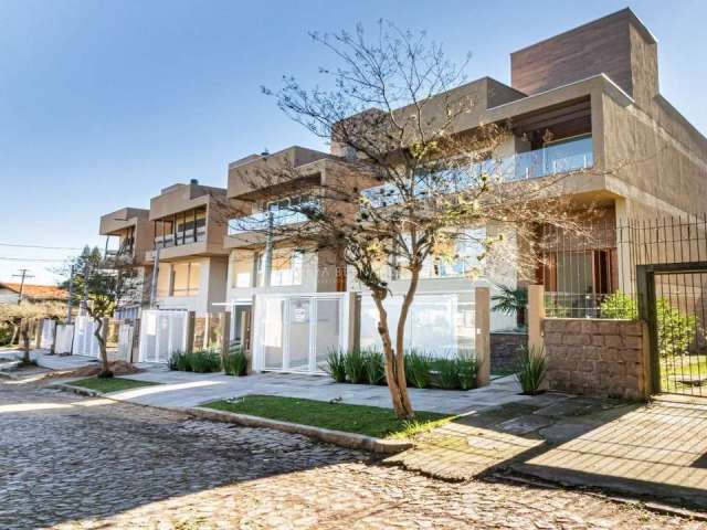 Casa com 3 quartos à venda na Rua Coroados, 675, Vila Assunção, Porto Alegre por R$ 1.752.000