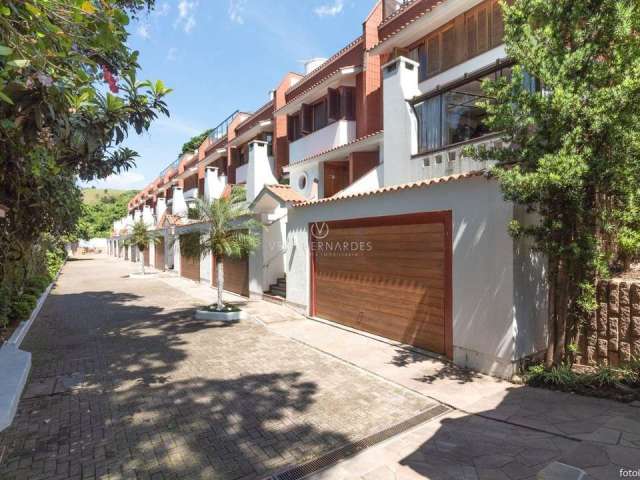 Casa em condomínio fechado com 3 quartos à venda na Avenida Taquary, 160, Cristal, Porto Alegre por R$ 1.290.000