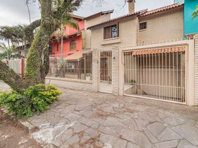 Casa com 3 quartos à venda na Rua Homero Só Jobim, 144, Ipanema, Porto Alegre por R$ 1.050.000