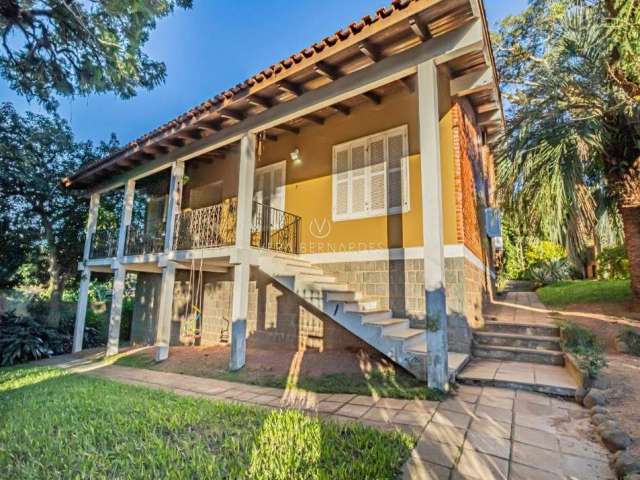 Casa com 3 quartos à venda na Rua Padre João Batista Reus, 1477, Vila Conceição, Porto Alegre por R$ 1.249.000