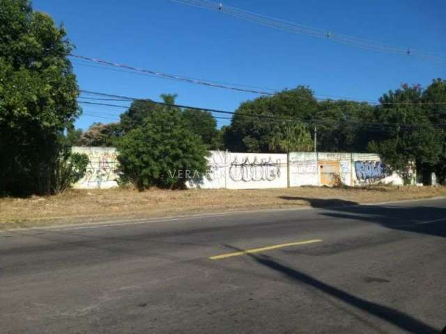 Terreno à venda na Avenida da Cavalhada, 6484, Cavalhada, Porto Alegre por R$ 5.500.000