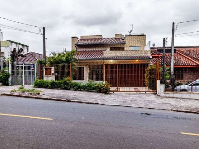 Casa com 6 quartos à venda na Rua Dea Coufal, 813, Ipanema, Porto Alegre por R$ 1.200.000