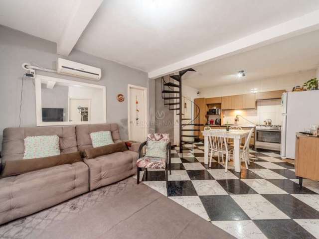 Casa com 2 quartos à venda na Rua Arroio Grande, 164, Cavalhada, Porto Alegre por R$ 490.000