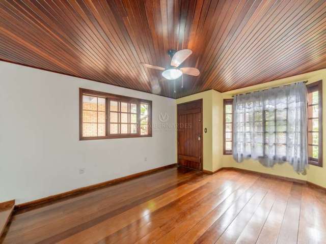 Casa com 3 quartos à venda na Rua José Kanan Aranha, 42, Jardim Isabel, Porto Alegre por R$ 795.000