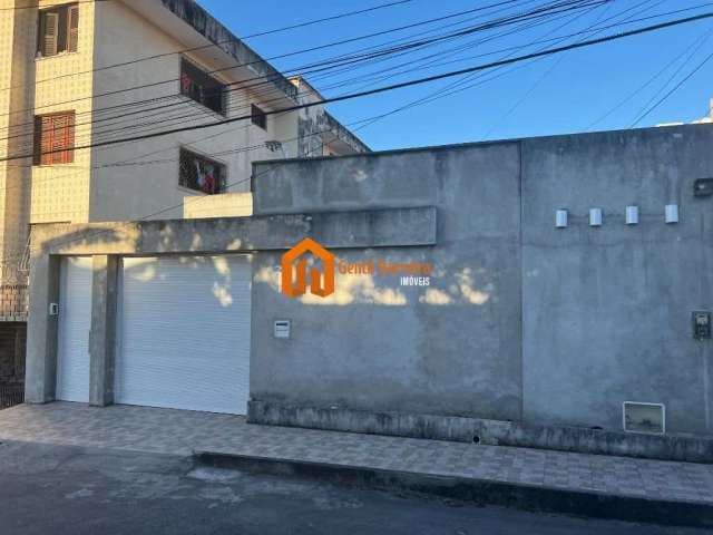 Casa com 3 quartos à venda na Rua Carolino de Aquino, 25, Fátima, Fortaleza por R$ 850.000