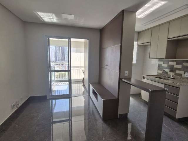 Apartamento 57m2, 2 dorm, 1 suíte, varanda e 1 vaga