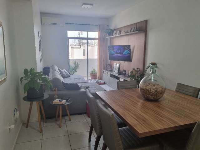 Apartamento 2 dormitorios com 1 suite  e home oficce centro florianopolis