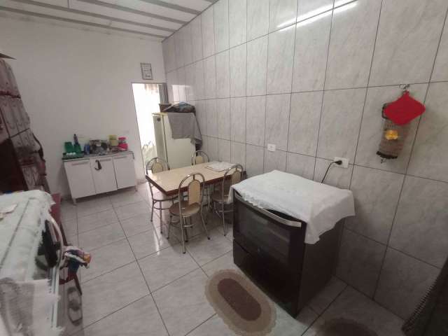 Vende-se sobrado no Bairro Alto São Pedro em Taubaté