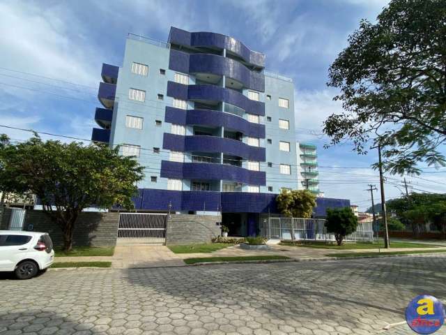 Guaratuba, apartamento a 1 quadra do Mar, Praia Central. 03 quartos, sendo 01 suíte, bwc social, Sala de estar e Jantar, Cozinha, churrasq, área sev