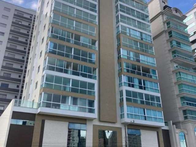 Excelente Apartamento Quadra Mar | 4 Suítes, 3 vagas de Garagem na Meia Praia em Itapema/SC - Imobiliária África