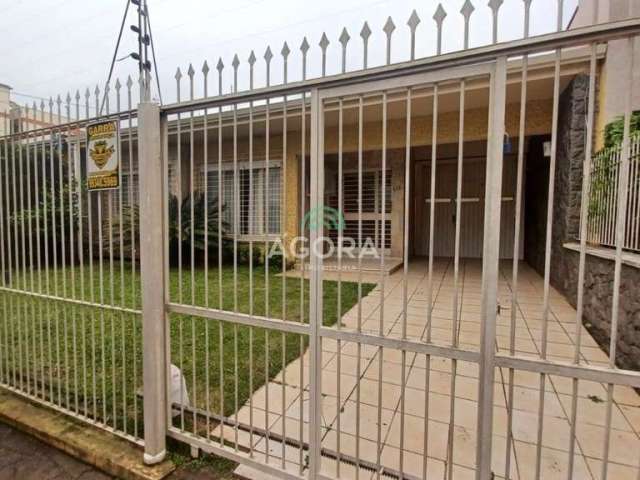 Casa com 3 quartos para alugar no Centro, Canoas  por R$ 8.300