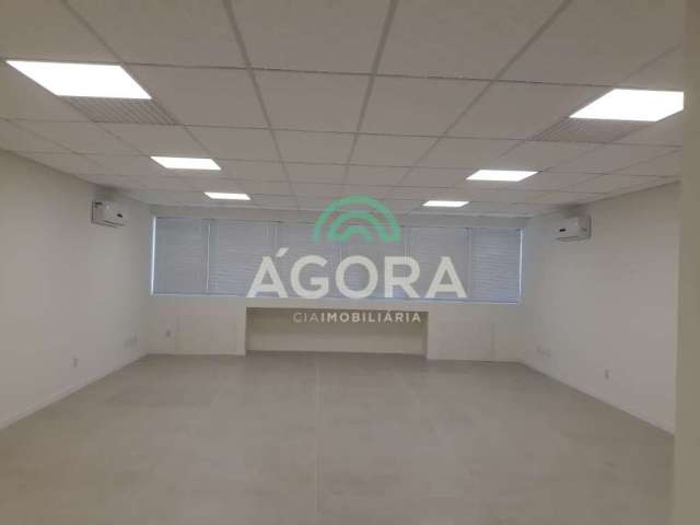 Sala comercial para alugar no Centro, Canoas  por R$ 2.500