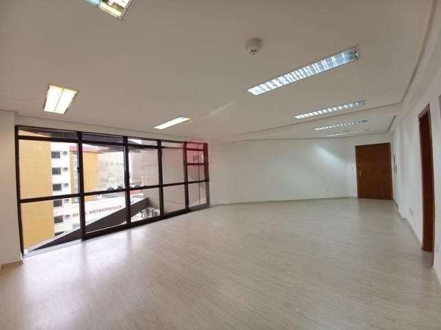 Sala comercial para alugar no Centro, Canoas  por R$ 2.225