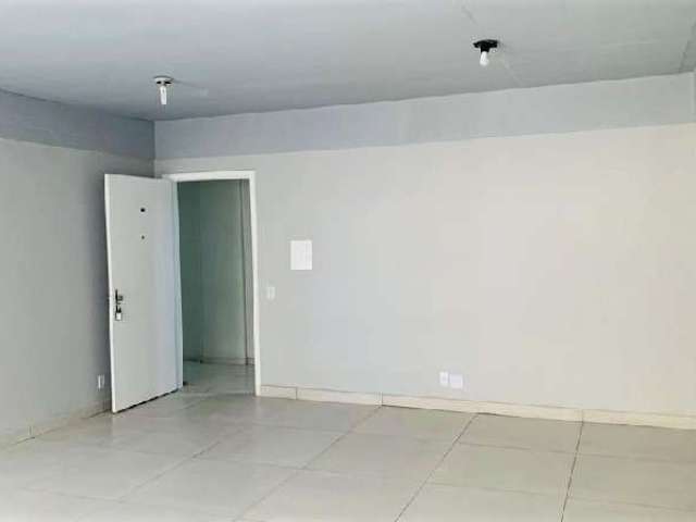 Sala comercial para alugar no Centro, Canoas  por R$ 800