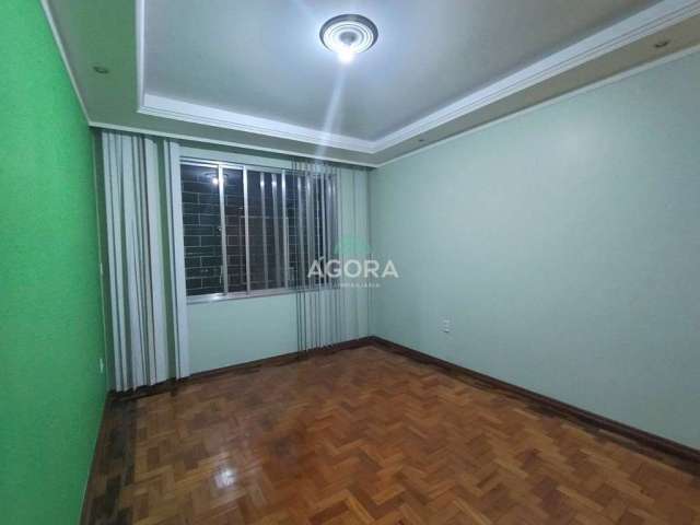 Apartamento com 2 quartos para alugar no Centro, Canoas  por R$ 1.600