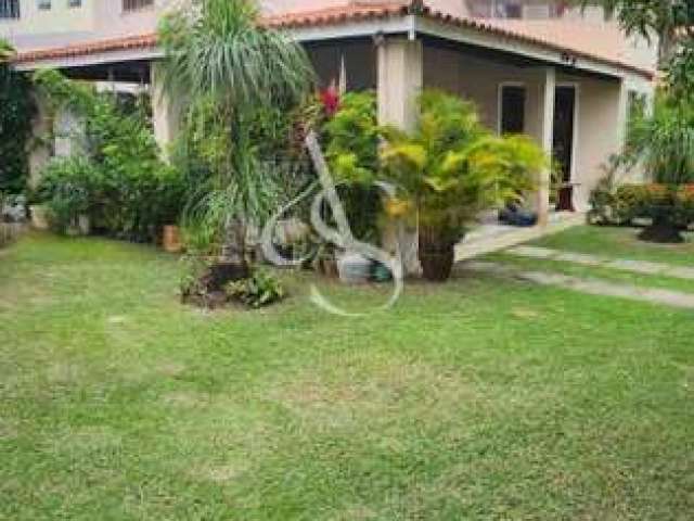 Casa Duplex para Venda em Lauro de Freitas, Buraquinho, 3 dormitórios, 1 suíte, 3 banheiros, 4 vagas