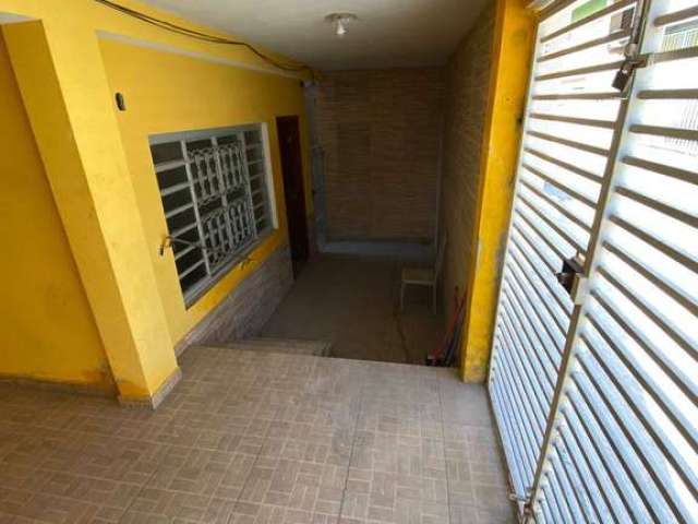 Excelente casa disponível para venda, bem arejada e espaçosa.