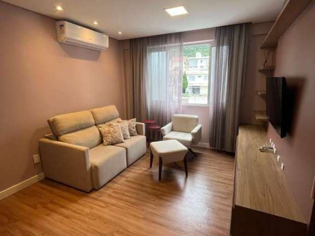 Apartamento com 3 quartos à venda na Rua Europa, 106, Trindade, Florianópolis por R$ 690.000