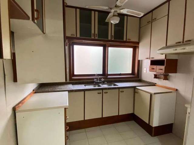 Apartamento para Venda em Caxias do Sul, centro, 3 dormitórios, 1 suíte, 2 banheiros