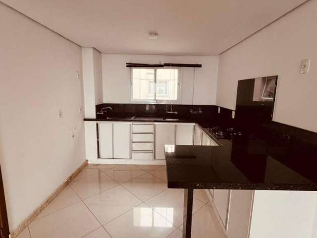 Apartamento para Venda em Caxias do Sul, Petropolis, 2 dormitórios, 1 banheiro, 3 vagas