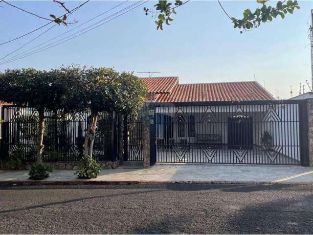 Casa Tarraf I - Área 525 m2 - com 5 quartos