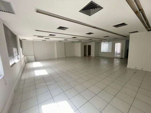 Excelente Sala 180m2 com ar Central